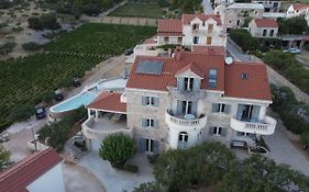 Villa Franka With Swimming Pool